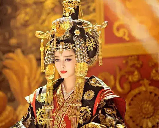 lang-mo-vo-tac-thien-2 Hình ảnh nhân vật Võ Tắc Thiên trên phim