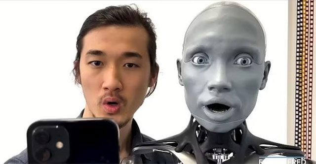 Khám Phá Ameca: Robot Hình Người Tương Tác Đột Phá Trong Ngành Công Nghệ