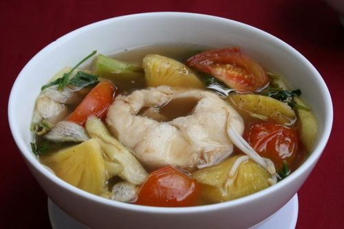 Món canh nấu chua với bứa thật sự hấp dẫn