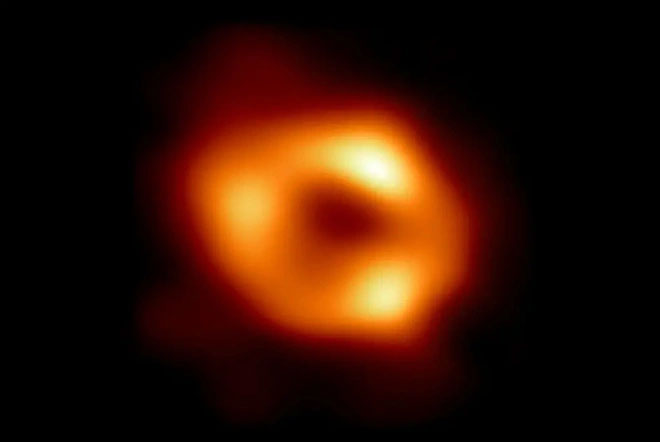 Hình ảnh của lỗ đen Sagittarius A* khổng lồ.