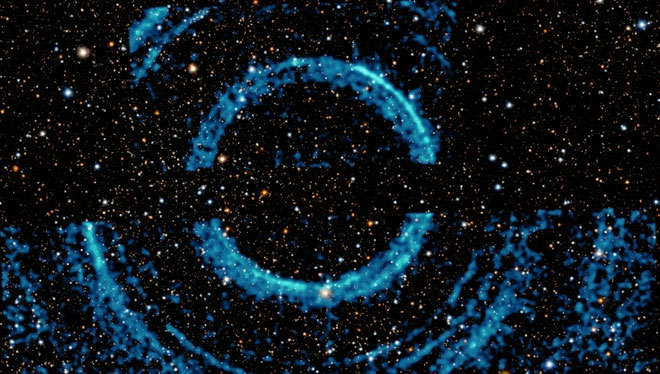 Vòng sáng tuyệt đẹp quanh hố đen mà NASA ghi lại.