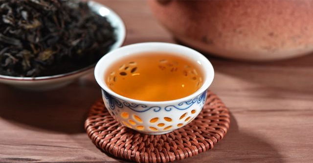 Khám Phá Đại Hồng Bào: Trà Quốc Bảo Quý Hiếm Của Trung Quốc