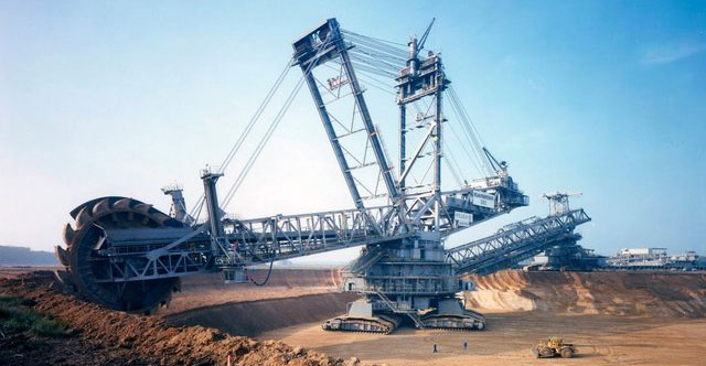Khám Phá Cỗ Máy Khổng Lồ Bagger 293: Khoa Học Và Kỹ Thuật Đằng Sau Quy Mô Vĩ Đại