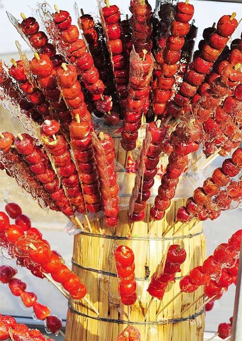 Kẹo hồ lô - món quà mùa đông ở Bắc Kinh
